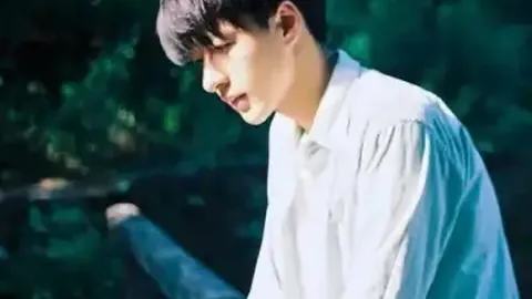 哈尔滨马拉松奖牌以雪花摩天轮为核心设计亮相